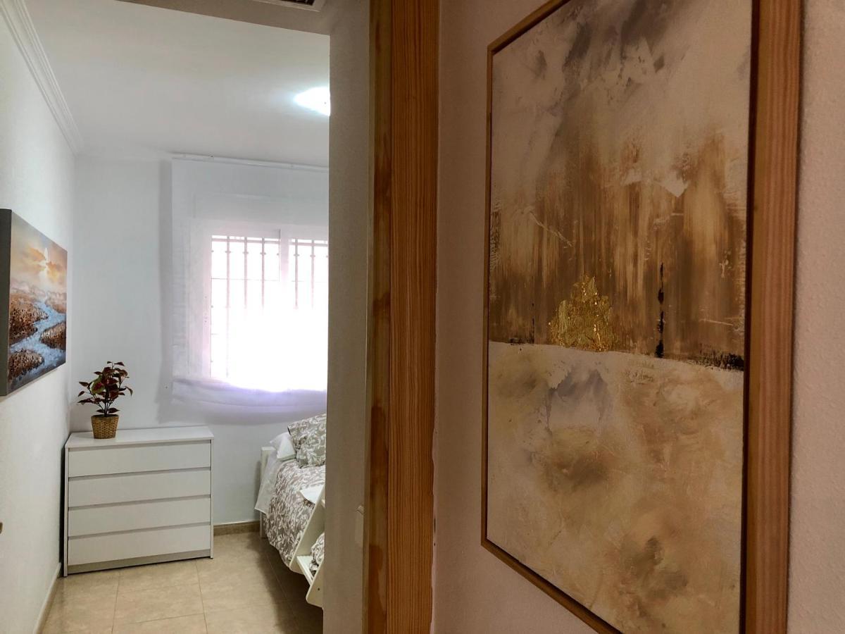 Espectacular 1ª Linea De Playa...Te Enamoraras!!! Apartment ฟูเอนฮิโรลา ภายนอก รูปภาพ