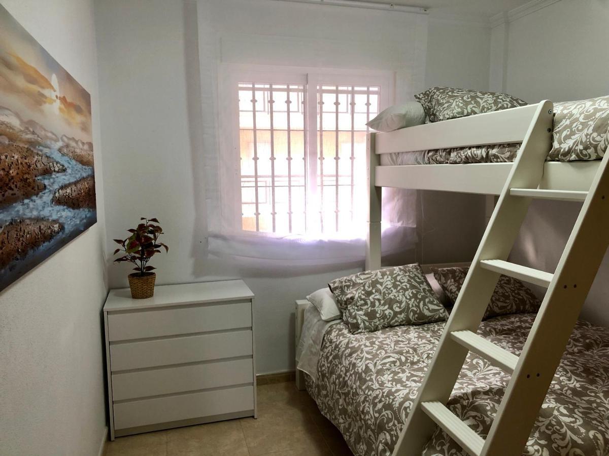 Espectacular 1ª Linea De Playa...Te Enamoraras!!! Apartment ฟูเอนฮิโรลา ภายนอก รูปภาพ